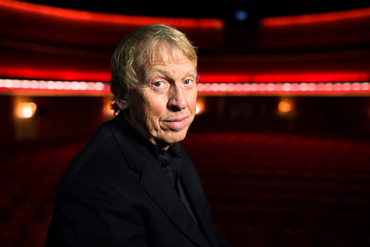 Skådespelaren Tomas Von Brömssen på Lisebergteaterns scen. Tomas von brömssen, skådespelare, teater, lisebergsteatern, brömssen, brömmsen, Göteborg,